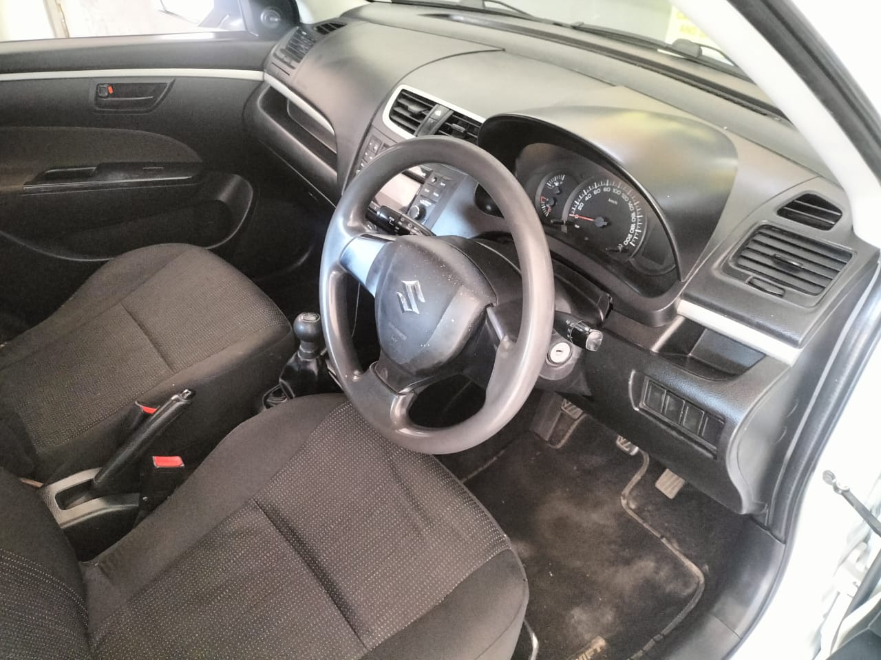 2017 MODEL SUZUKI SWIFT 1.2