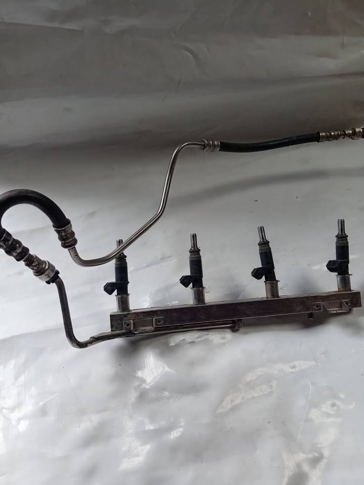 BMW Fuel Injector to fit engines, N40 N42 N45 N46 , 7506158 Call or WhatsApp - Private Seller