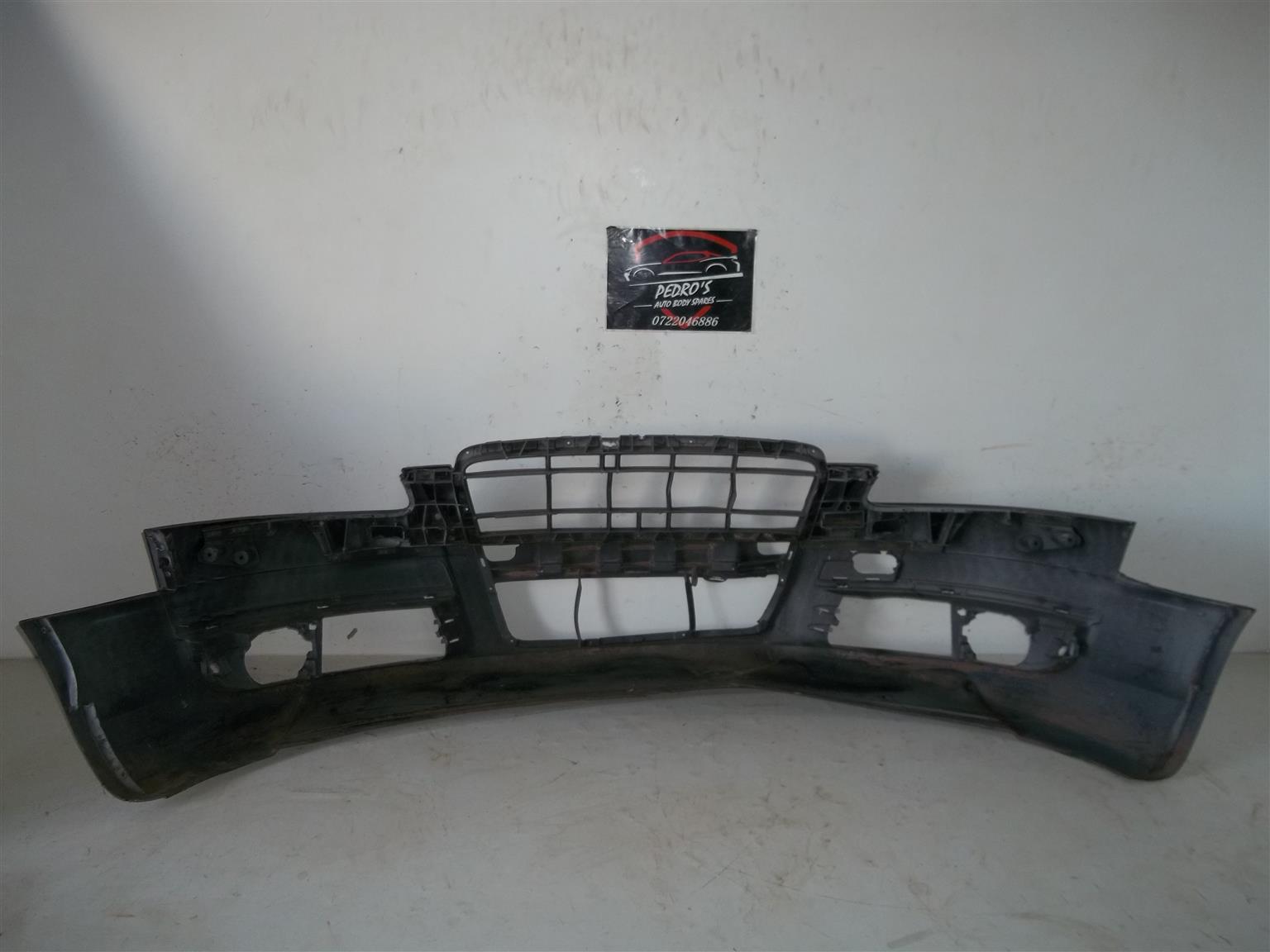 Audi A6 (C6) '05-'08 front bumper - Private Seller Audi A6 (C6) '05-'08 front bumper - Private Seller