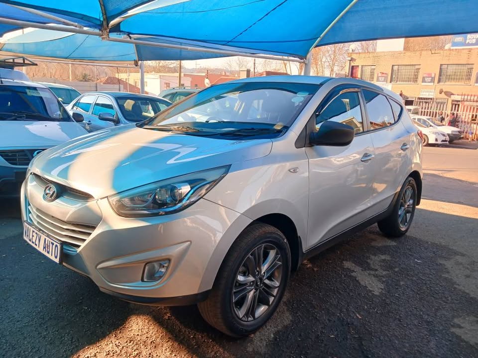 2015 HYUNDAI IX35 2.0 EXECUTIVE Transmission: Manual Mileage Fueltype: Petrol Silver