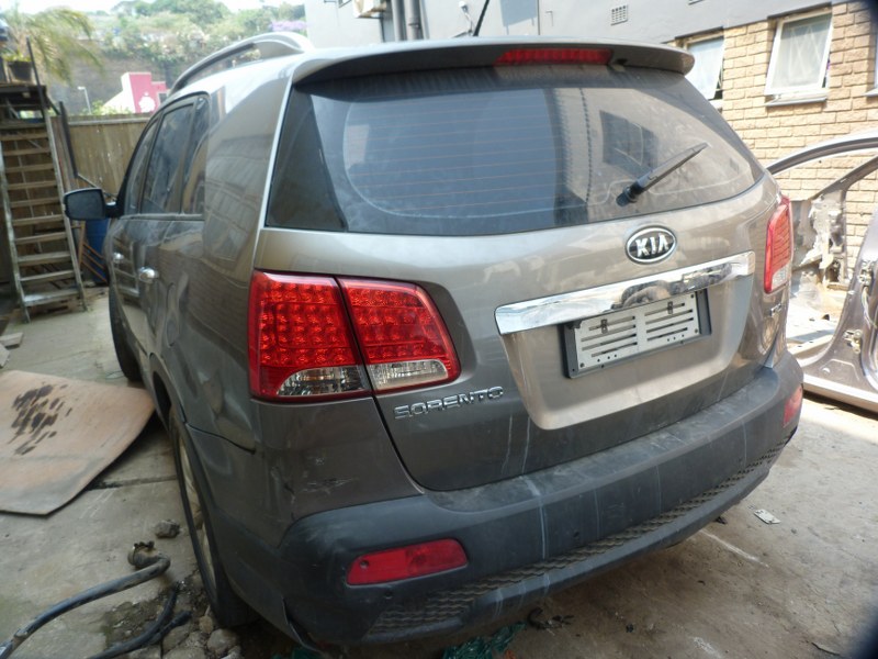 Kia Sorento CDRi AT - 2012 STRIPPING FOR SPARES - Private Seller Kia Sorento CDRi AT - 2012 STRIPPING FOR SPARES - Private Seller