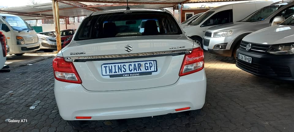 Suzuki Dzire 1.2 manual petrol sedan