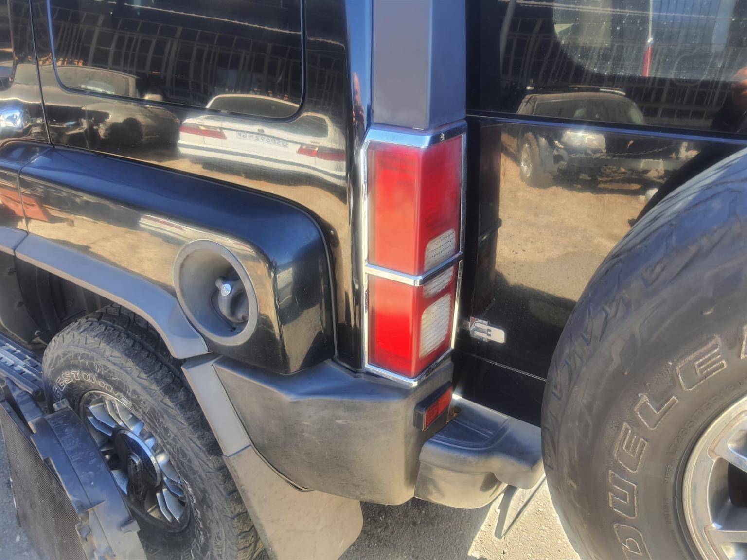 Hummer h3 stripping for parts