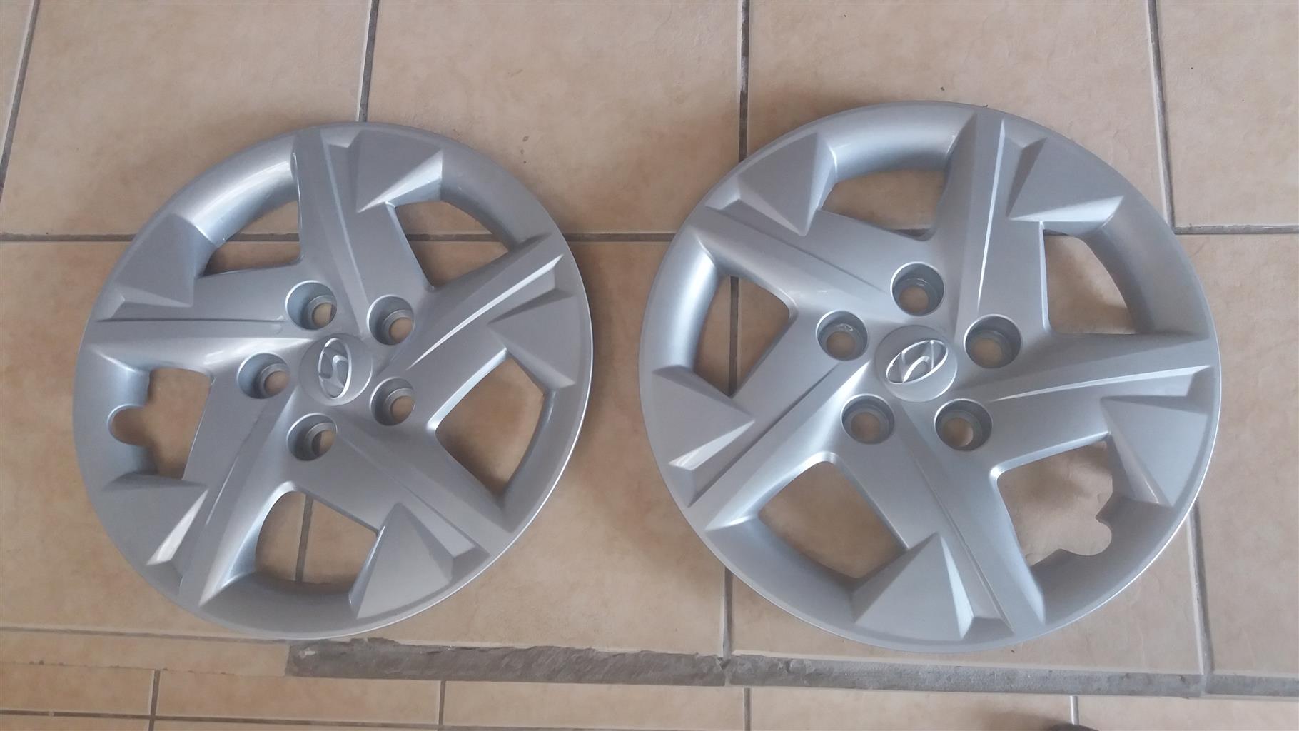 Hubcaps for Hyundai venue new only have 2 - Private Seller