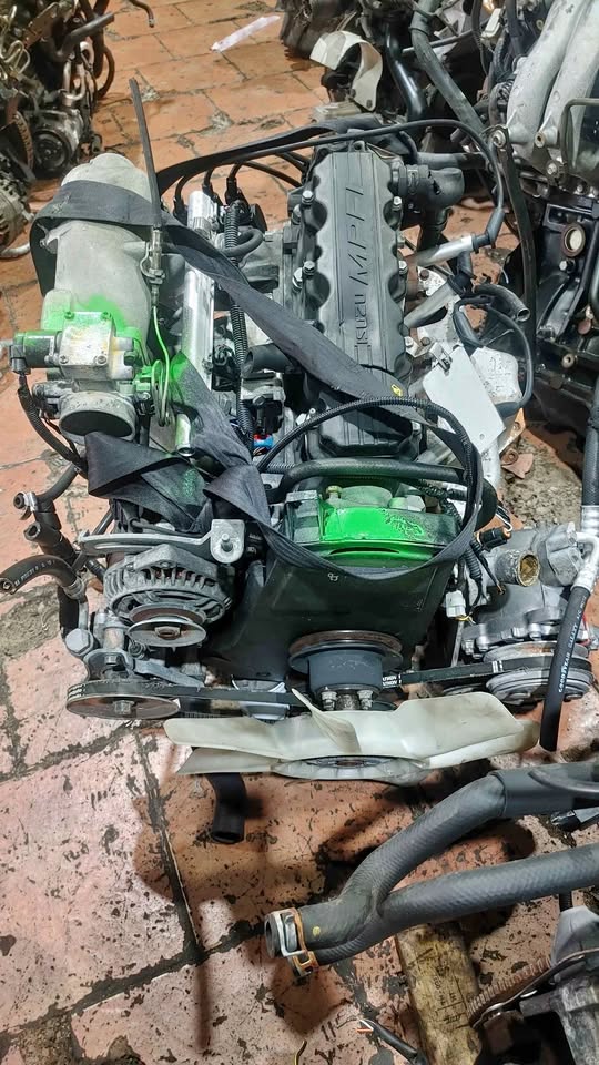 ISUZU KB220 C22NE 2.2 MPI PETROL ENGINE FOR SALE - Private Seller ISUZU KB220 C22NE 2.2 MPI PETROL ENGINE FOR SALE - Private Seller