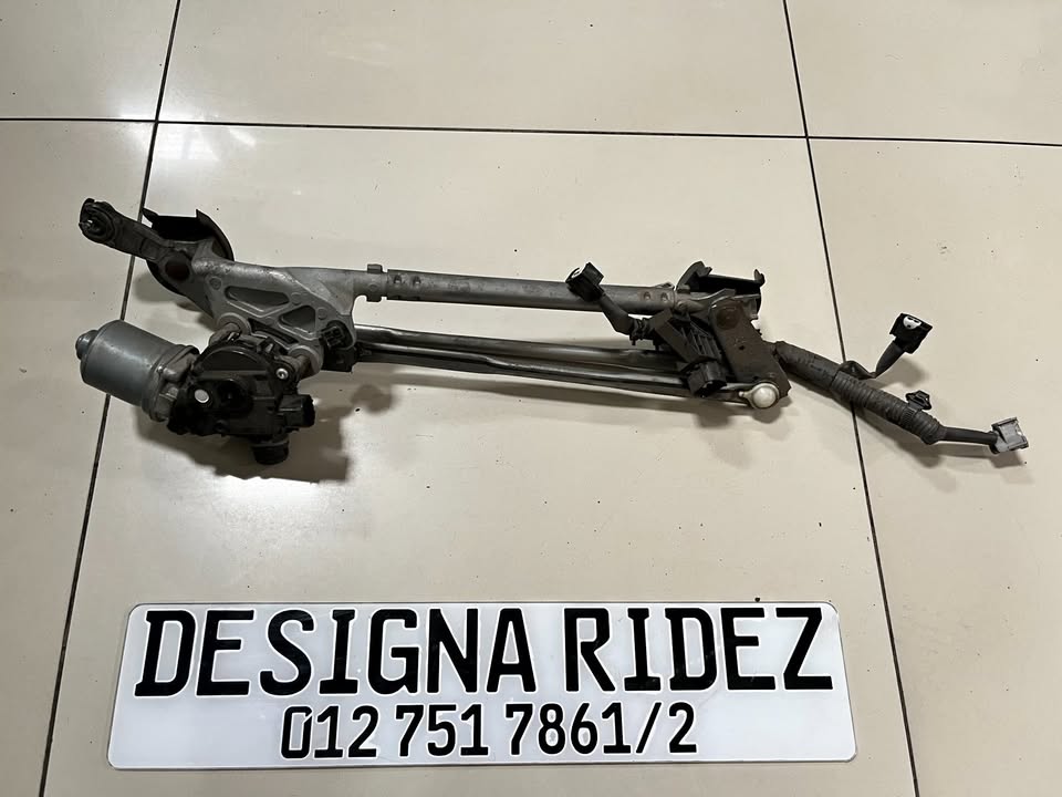 LEXUS NX200T WINDSCREEN WIPER MOTOR WITH ARM AVAILABLE. - Private Seller LEXUS NX200T WINDSCREEN WIPER MOTOR WITH ARM AVAILABLE. - Private Seller