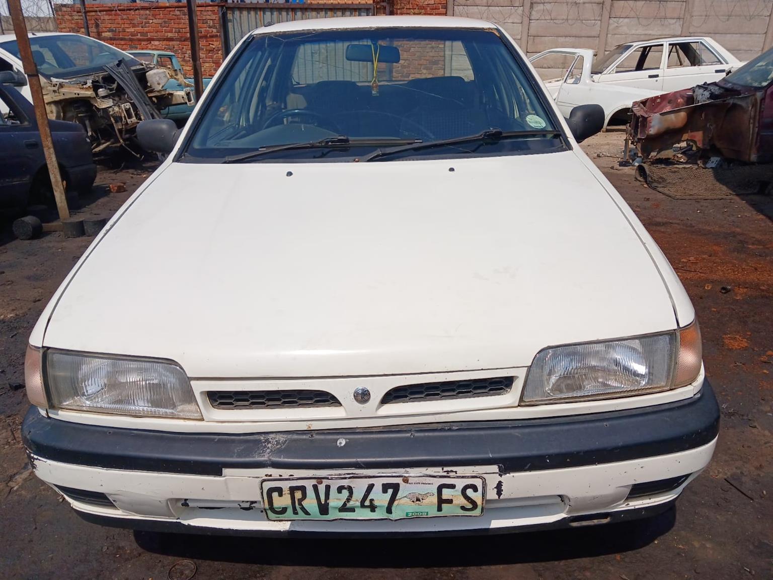 NISSAN SENTRA BODY PARTS + ENGINE AND GEARBOX FOR SALE