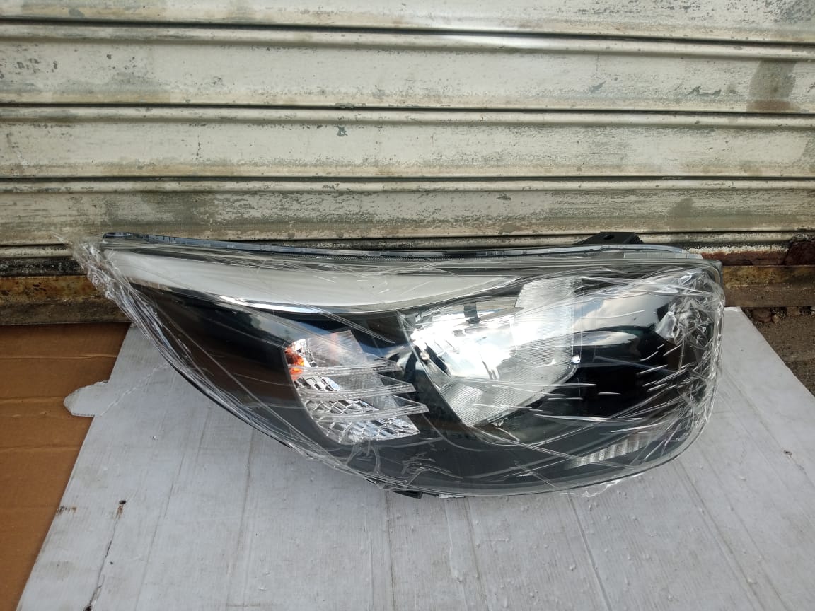 2018-2023 KIA PICANTO RIGHT SIDE NORMAL HEADLIGHT FOR SALE - Private Seller 2018-2023 KIA PICANTO RIGHT SIDE NORMAL HEADLIGHT FOR SALE - Private Seller