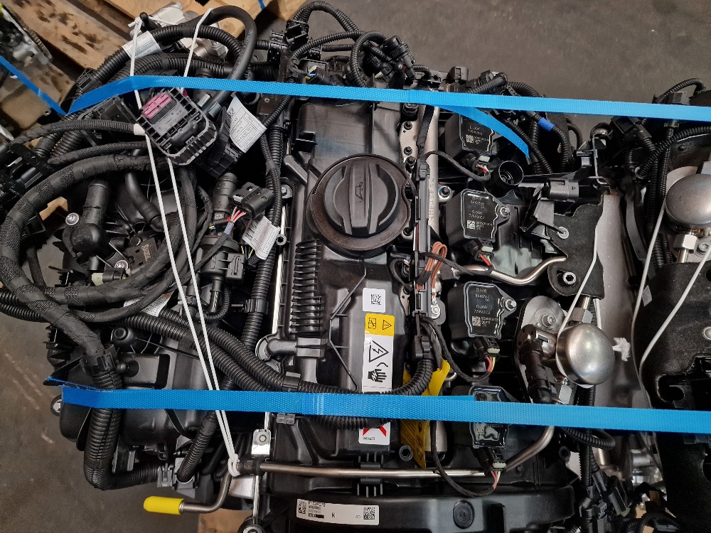 NEW, COMPLETE ENGINES FOR BMW F30 FACE LIFT 2016>  WITH ENGINE CODE B48B20B - Private Seller