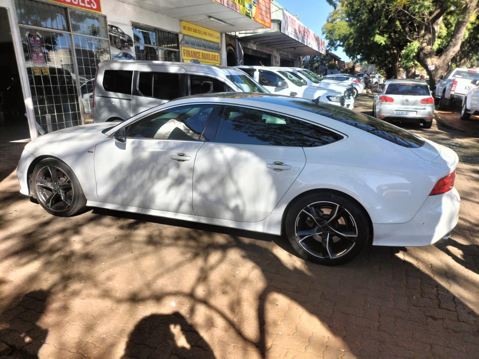 2012 Audi A7 3.0TDI Quattro SLine142000kmAutomatic
