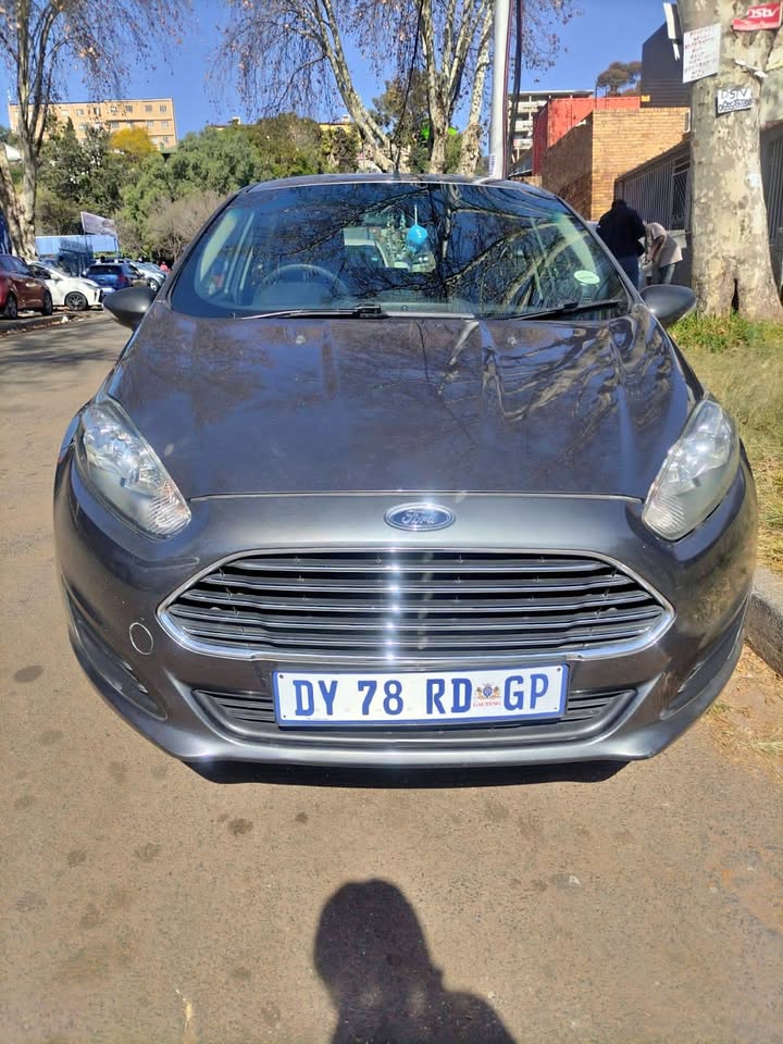 2015 Ford fiesta 1.4
