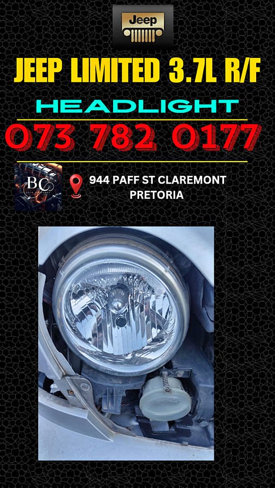 Jeep limited 3.7l r/F headlight Call or WhatsApp me - Private Seller Jeep limited 3.7l r/F headlight Call or WhatsApp me - Private Seller