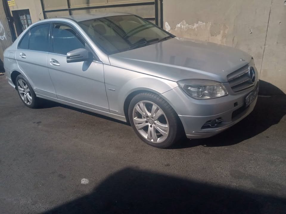 W204 Mercedes Benz 2010