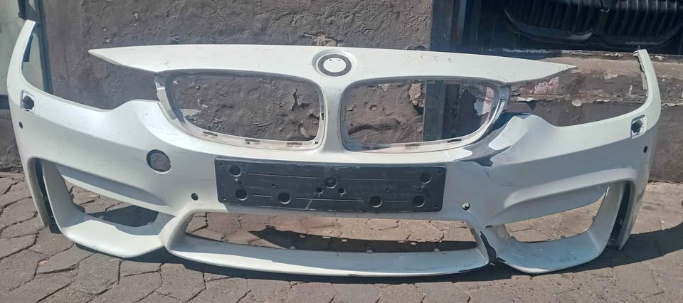Bmw M3 M4 f80 F82 bumper - Private Seller Bmw M3 M4 f80 F82 bumper - Private Seller