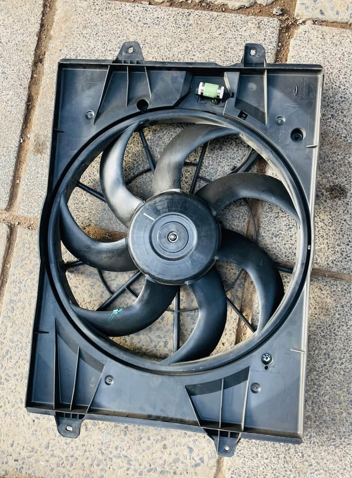 Chery Tiggo fan - Private Seller Chery Tiggo fan - Private Seller
