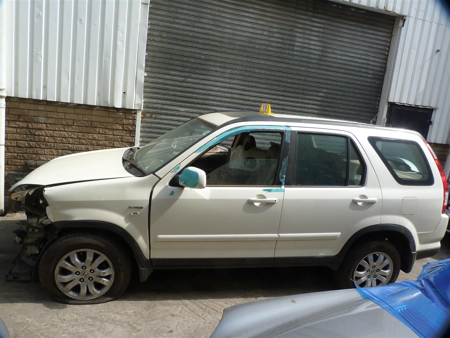HONDA CR-V 2,1 AT - 2006 Spares - Private Seller HONDA CR-V 2,1 AT - 2006 Spares - Private Seller