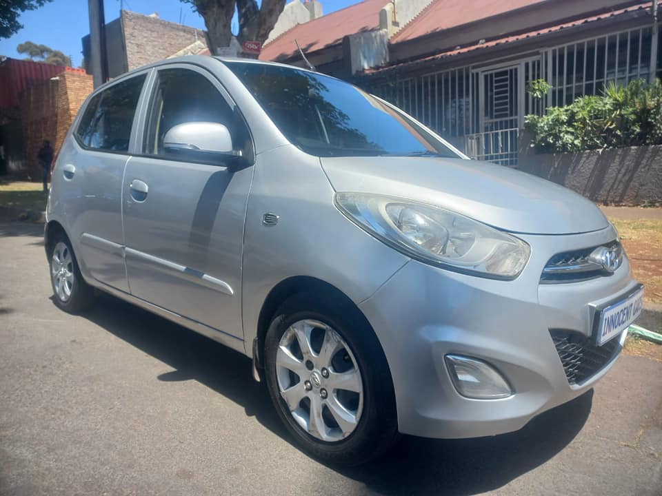 2013 HYUNDAI i10 HATCHBACK 1.1 PETROL, MANUAL, SILVER COLOR, MILEAGE 85000KMS