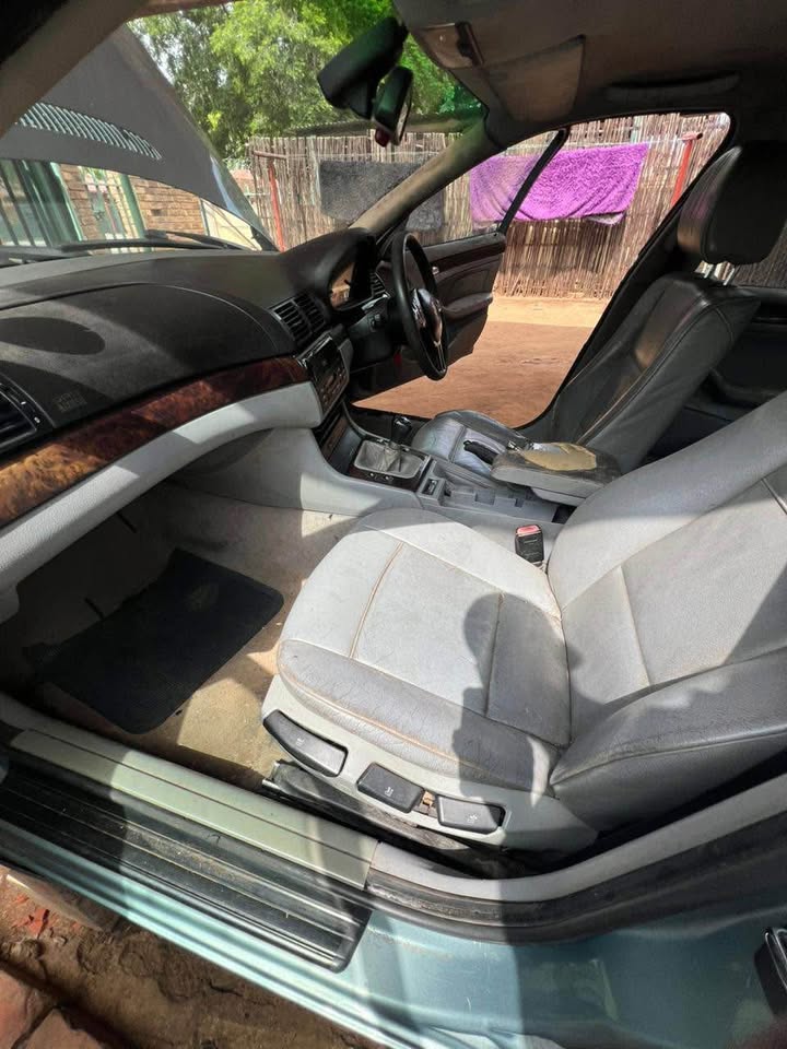 BMW 318i stripping - Private Seller BMW 318i stripping - Private Seller