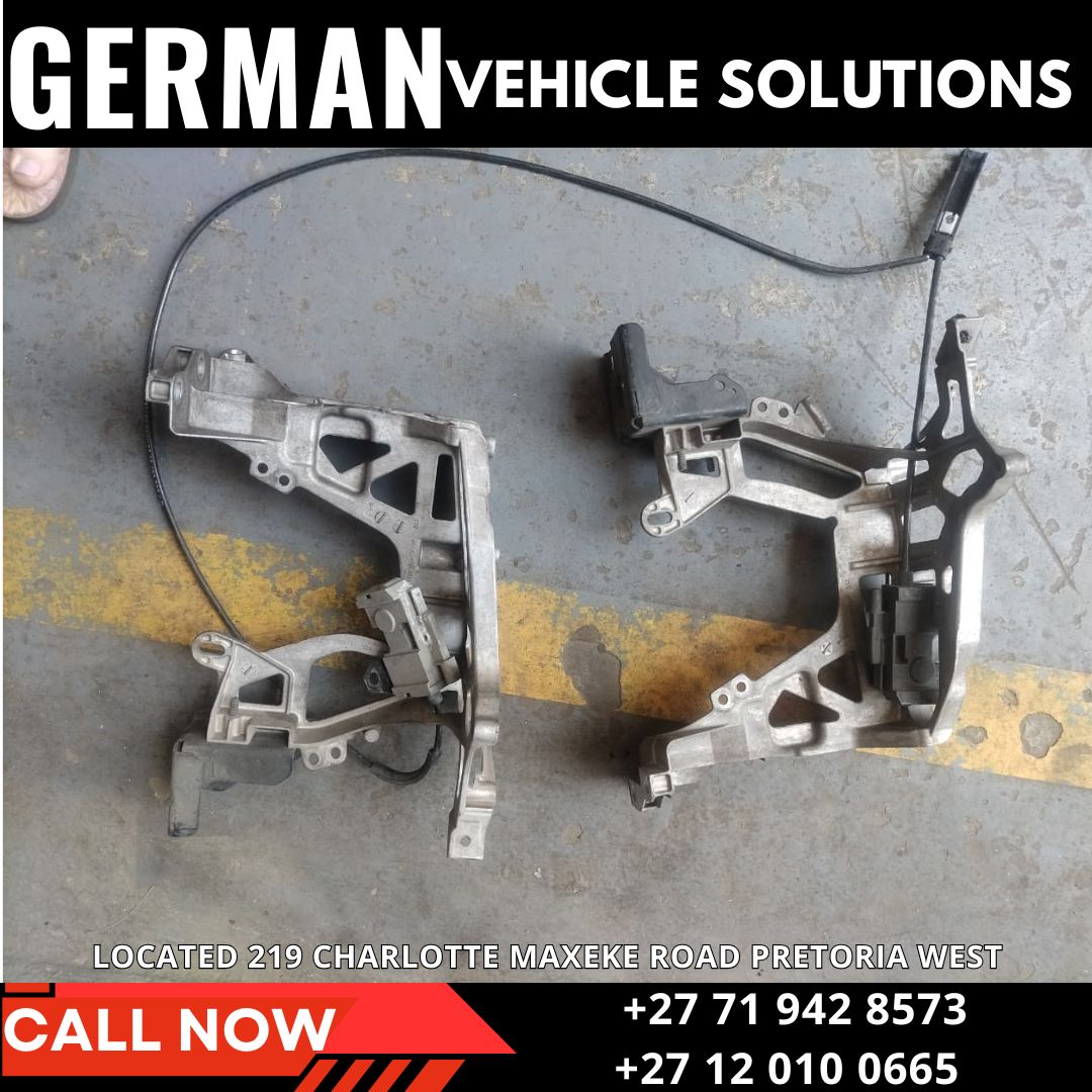 Mercedes Benz C180 W205 Headlight Support Brackets for Sale - Private Seller Mercedes Benz C180 W205 Headlight Support Brackets for Sale - Private Seller