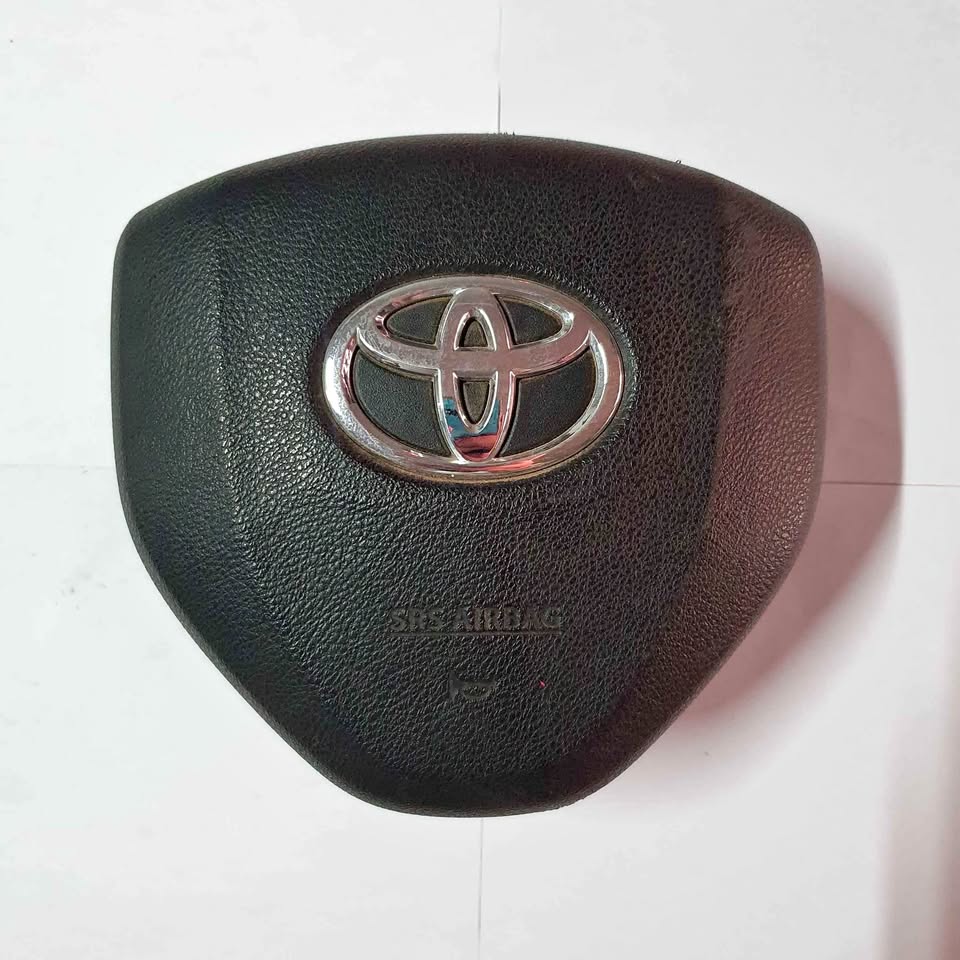 Toyota Starlet Airbag - Private Seller Toyota Starlet Airbag - Private Seller