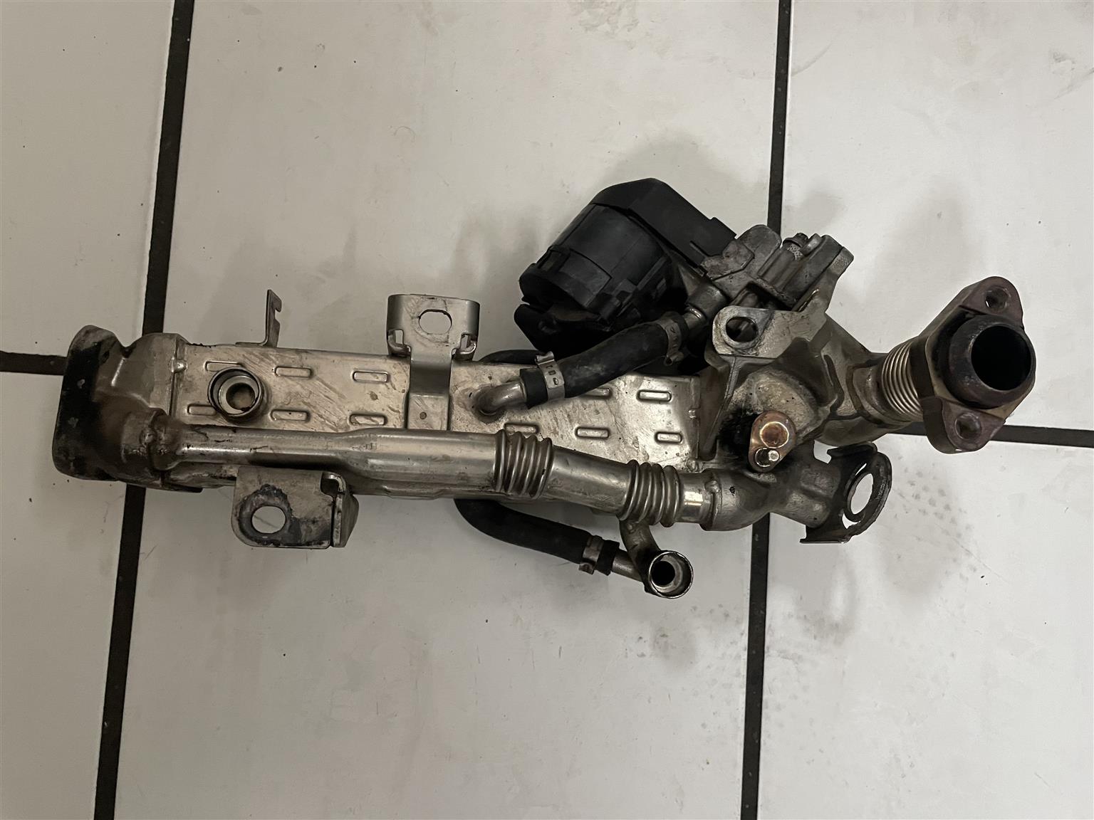 BMW N47 N57 Diesel EGR Control Valve 1 2 3 4 5 6 Series X1 X3 X4 7810871 - Private Seller