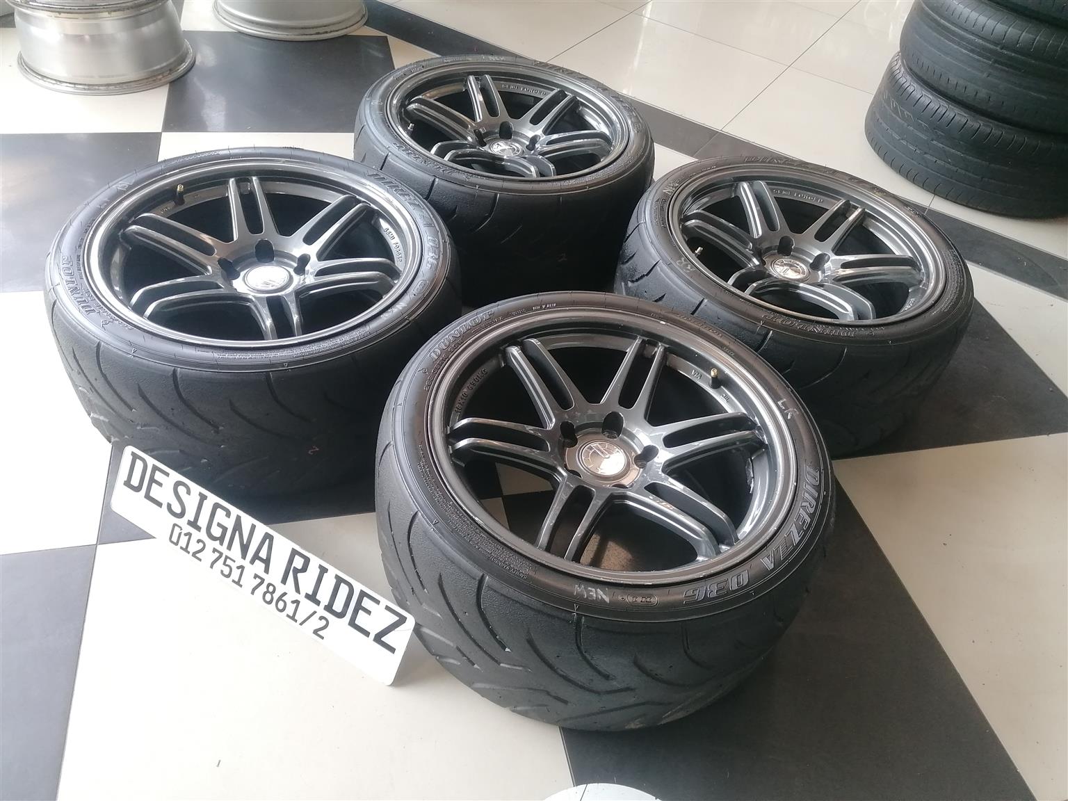 18INCH MAGS 10J 5X120 - Private Seller 18INCH MAGS 10J 5X120 - Private Seller