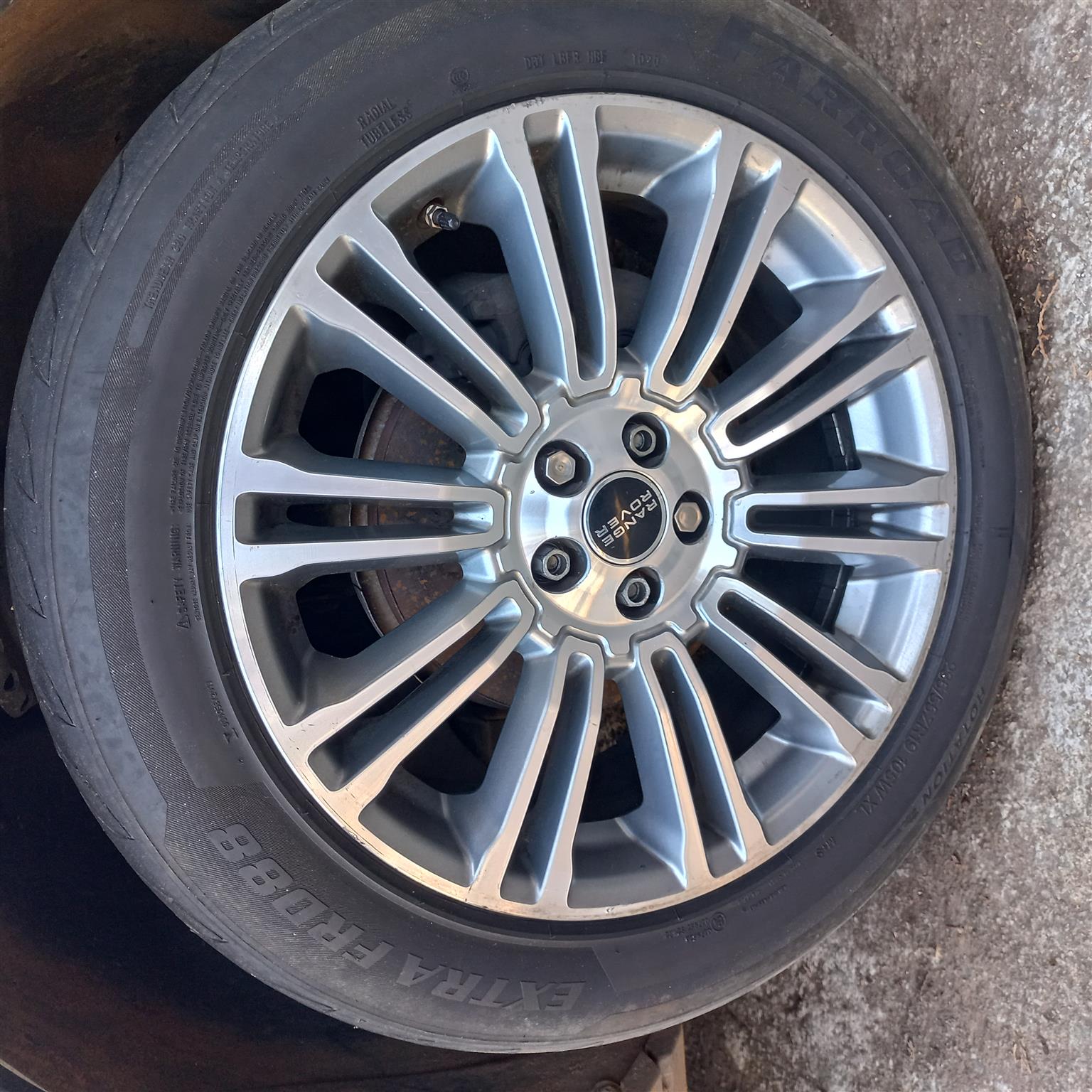 Range Rover Evoque wheels - Private Seller