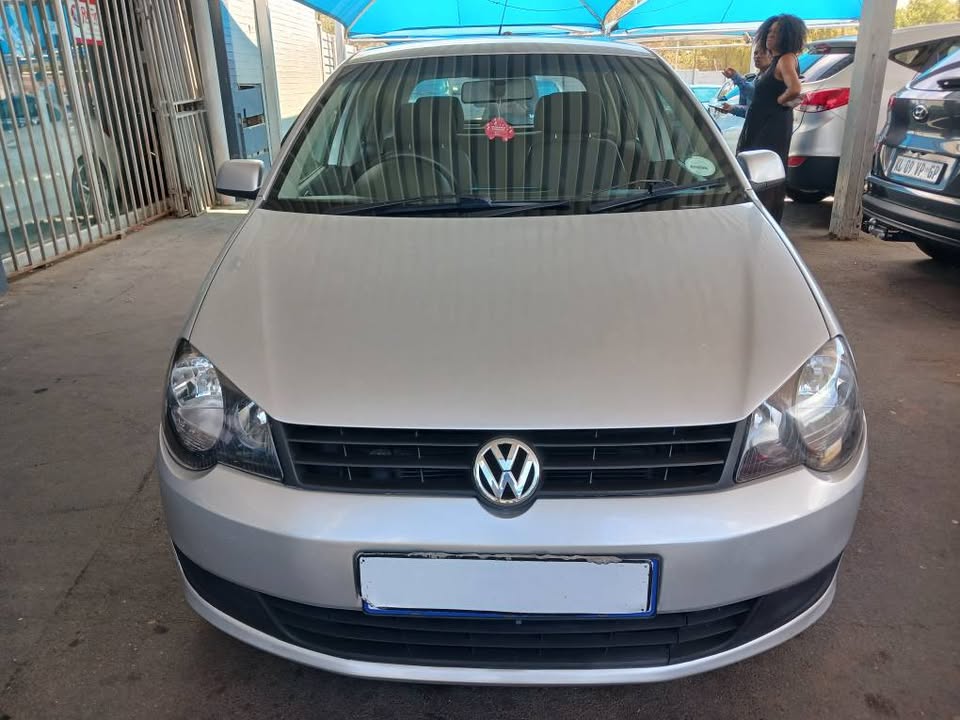 2011 VW POLO VIVO 1.4 HATCHBACK Transmission: Manual Mileage: Fueltype: Petrol Silver