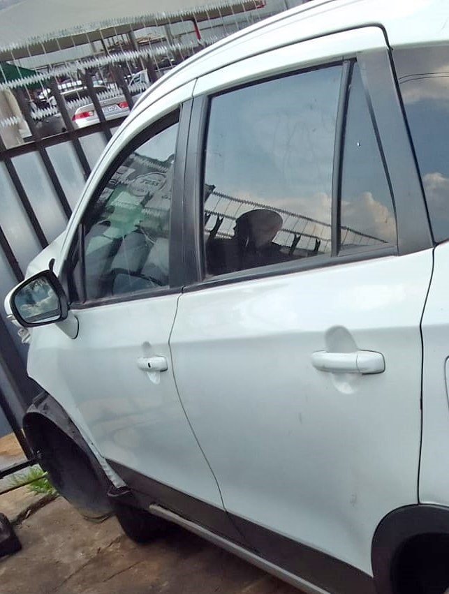 FOR SALE – Used Suzuki SX4 2014 Doors FOR SALE – Used Suzuki SX4 2014 Doors