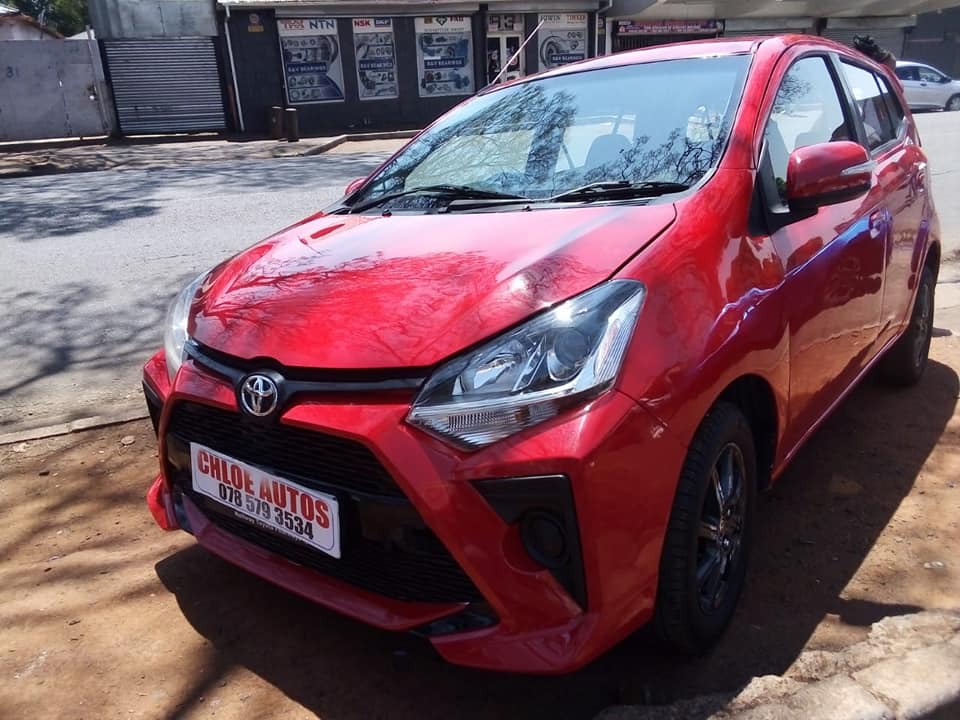 2022 TOYOTA GYAYA 1.0  RED  SPARE KEY  SERVICE BOOK FULL SERVICE HISTORY