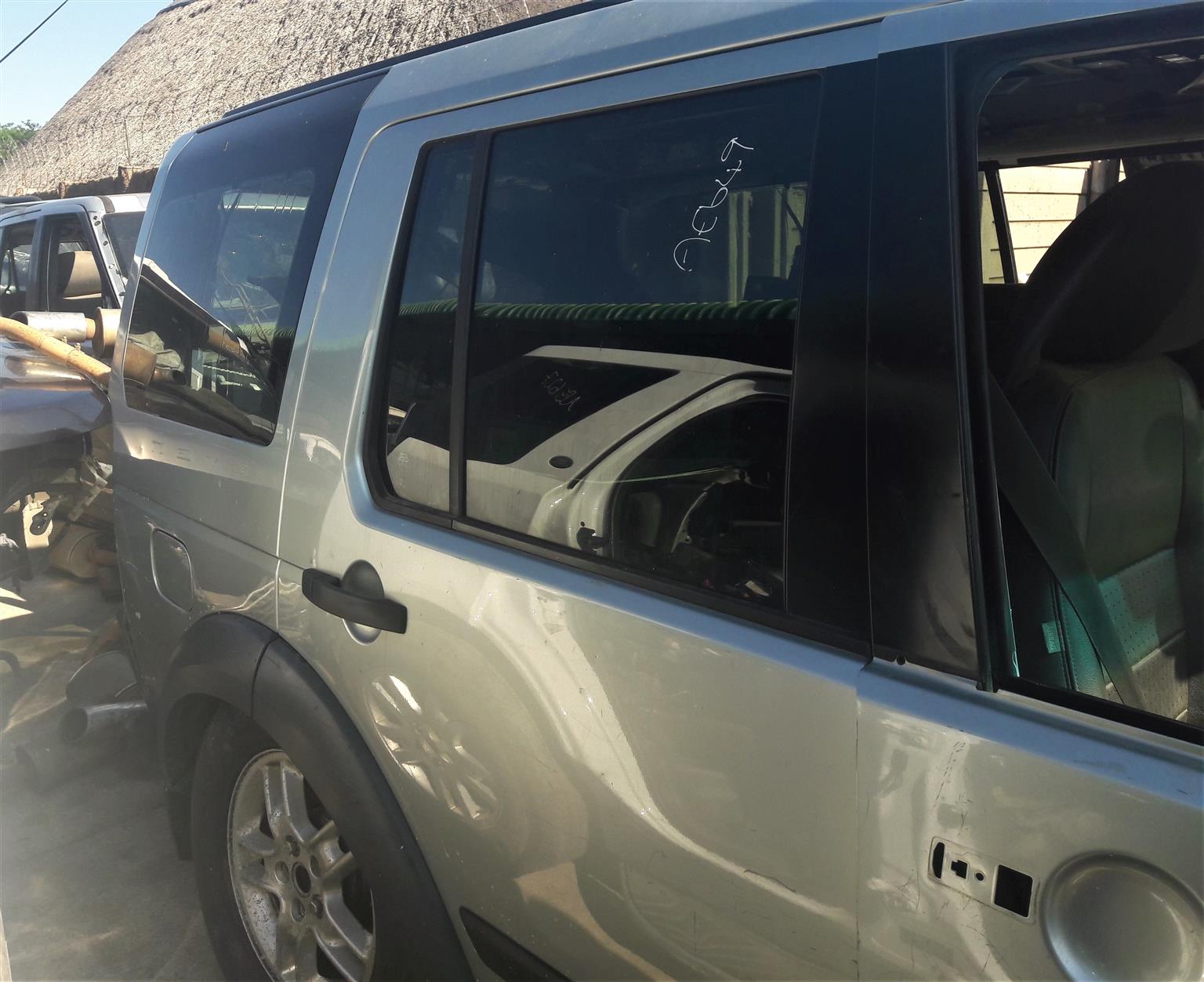 Land Rover Discovery 3 TDV6 SE Doors (front and rear) | Auto Ezi Land Rover Discovery 3 TDV6 SE Doors (front and rear) | Auto Ezi