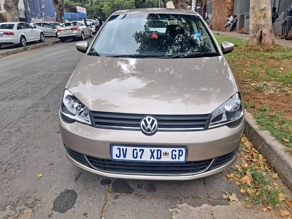 VW polo Vivo 1.4 hatchback 2016 for sale