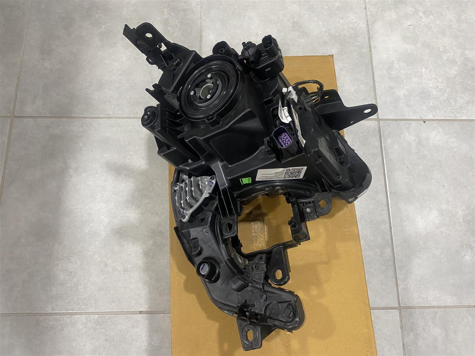 2025 MAHINDRA XUV 3XO LED HEADLIGHT LEFT SIDE FOR SALE. IN EXCELLENT CONDITION - Private Seller 2025 MAHINDRA XUV 3XO LED HEADLIGHT LEFT SIDE FOR SALE. IN EXCELLENT CONDITION - Private Seller