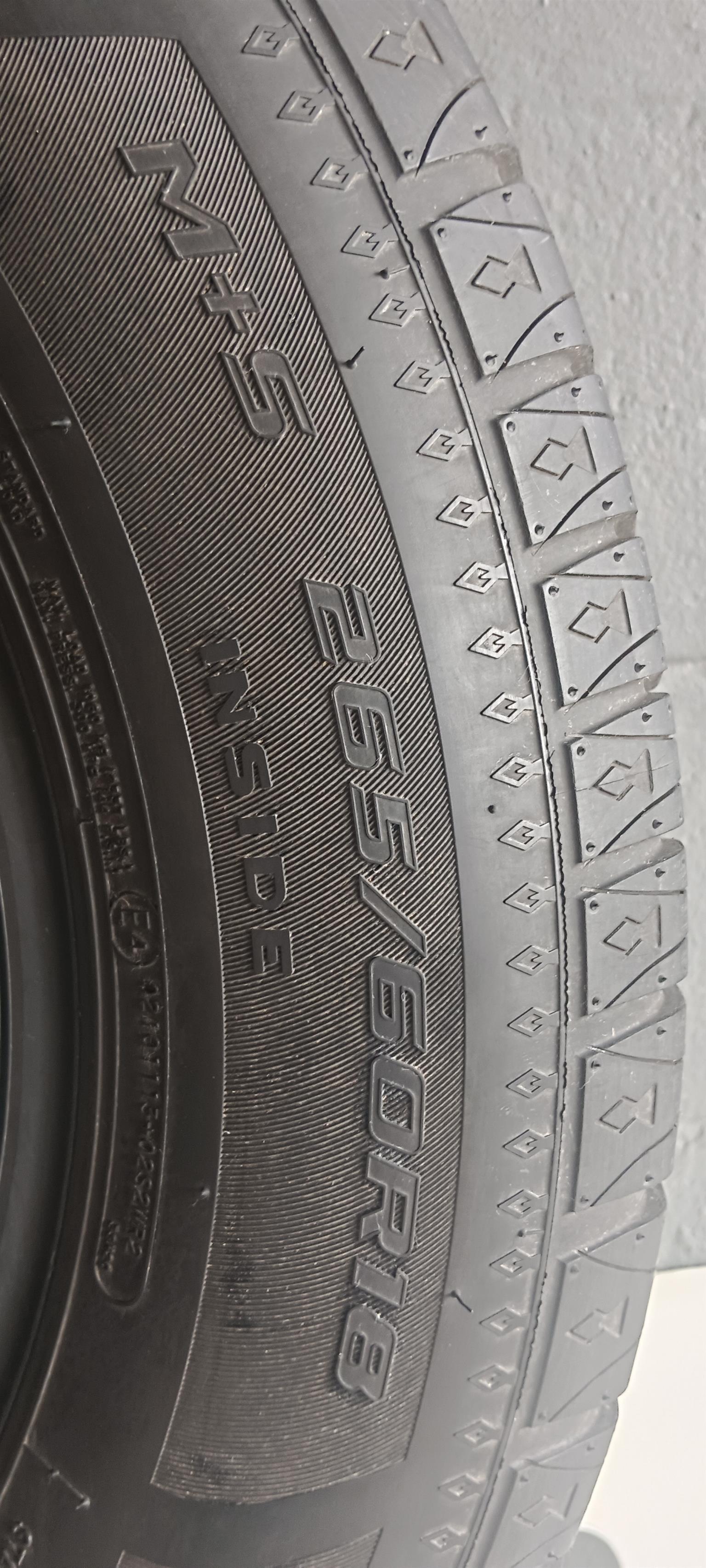 Cooper Discoverer Tyre 265/60/18 - Private Seller Cooper Discoverer Tyre 265/60/18 - Private Seller