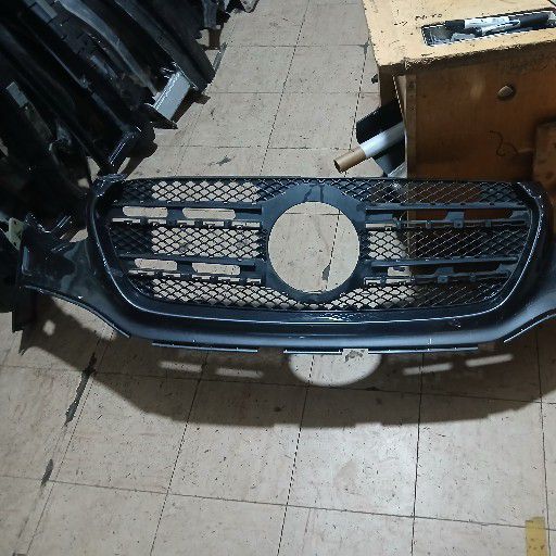 Mercedes-Benz Bakker bumper - Private Seller