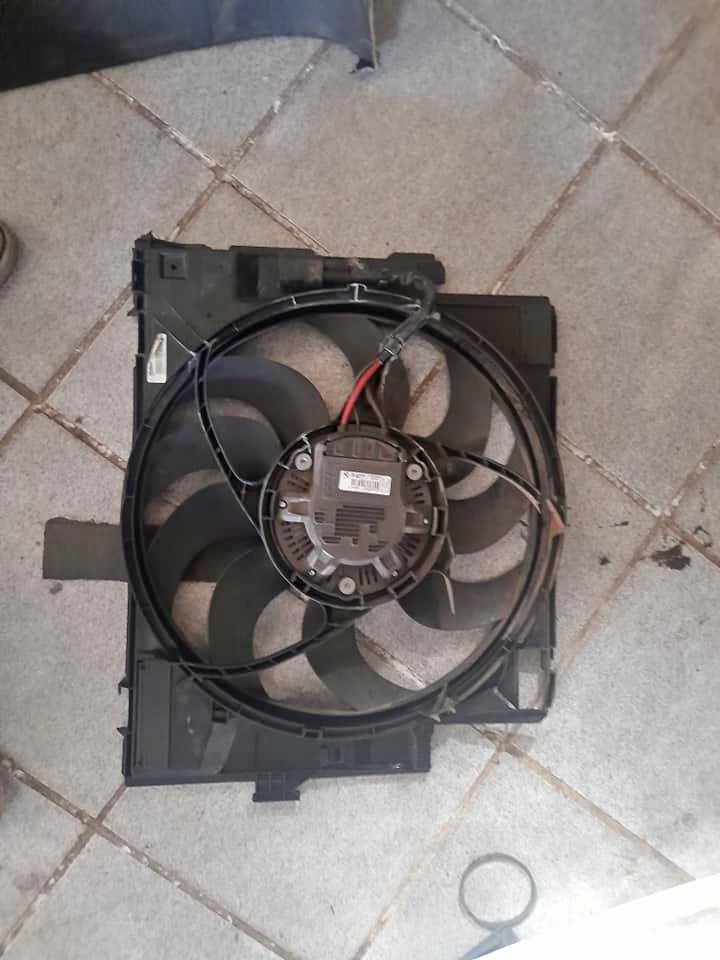 Bmw M2 radiator fan - Private Seller