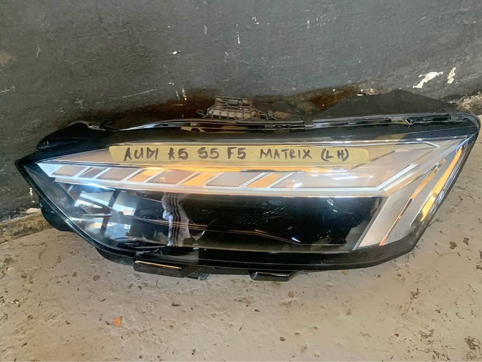 Audi A5 matrix LHS Audi A5 matrix LHS