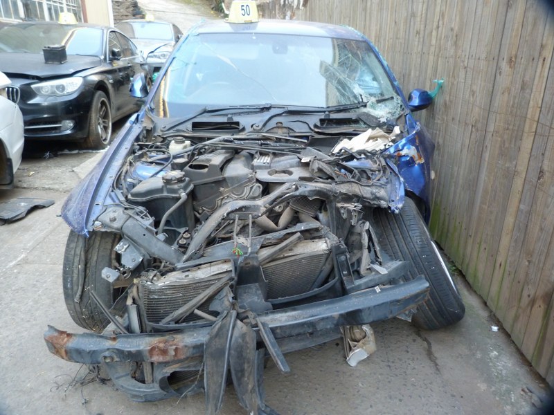 BMW 320i Sedan E90 Manual Blue - 2007 STRIPPING FOR SPARES - Private Seller BMW 320i Sedan E90 Manual Blue - 2007 STRIPPING FOR SPARES - Private Seller
