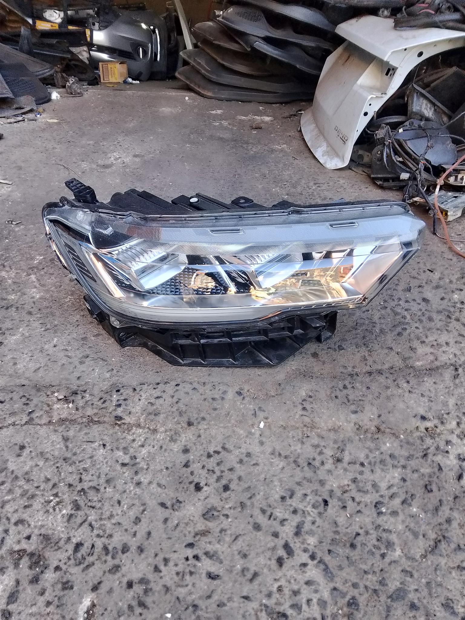 Haval H6 Headlight Right - Private Seller Haval H6 Headlight Right - Private Seller