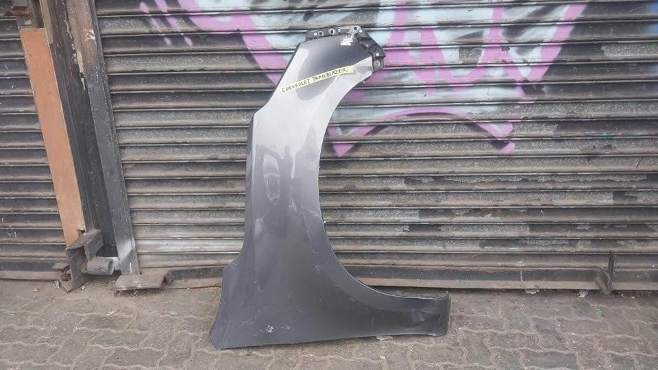 Chevrolet Trailblazer fender - Private Seller