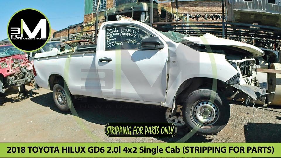 2018 TOYOTA HILUX 2.0L 4×2 Single cab  STRIPPING-FOR-PARTS)
