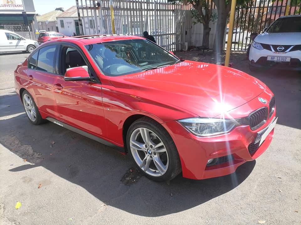 2017 BMW 320i Performance Automatic and leather seat Sunroof Spare key