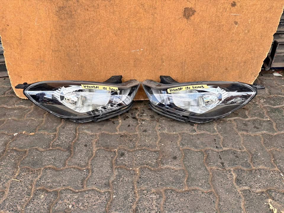 Hyundai i10 Grand Headlight - Private Seller Hyundai i10 Grand Headlight - Private Seller