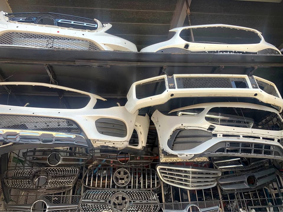 All Mercedes Benz body and engine parts from 2012 upto date