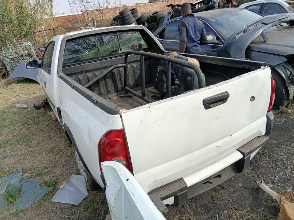 OPEL CORSA LDV STRIPPING FOR SPARES - Private Seller
