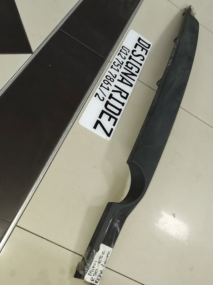 MINI COOPER R50 REAR LOWER BUMPER DIFFUSER - Private Seller MINI COOPER R50 REAR LOWER BUMPER DIFFUSER - Private Seller