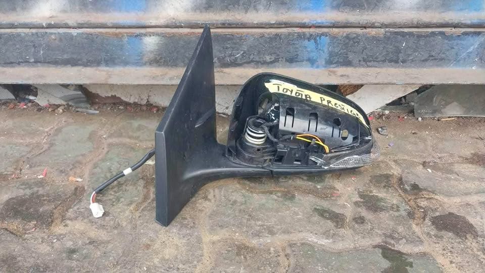 Toyota Prestige side mirror - Private Seller Toyota Prestige side mirror - Private Seller