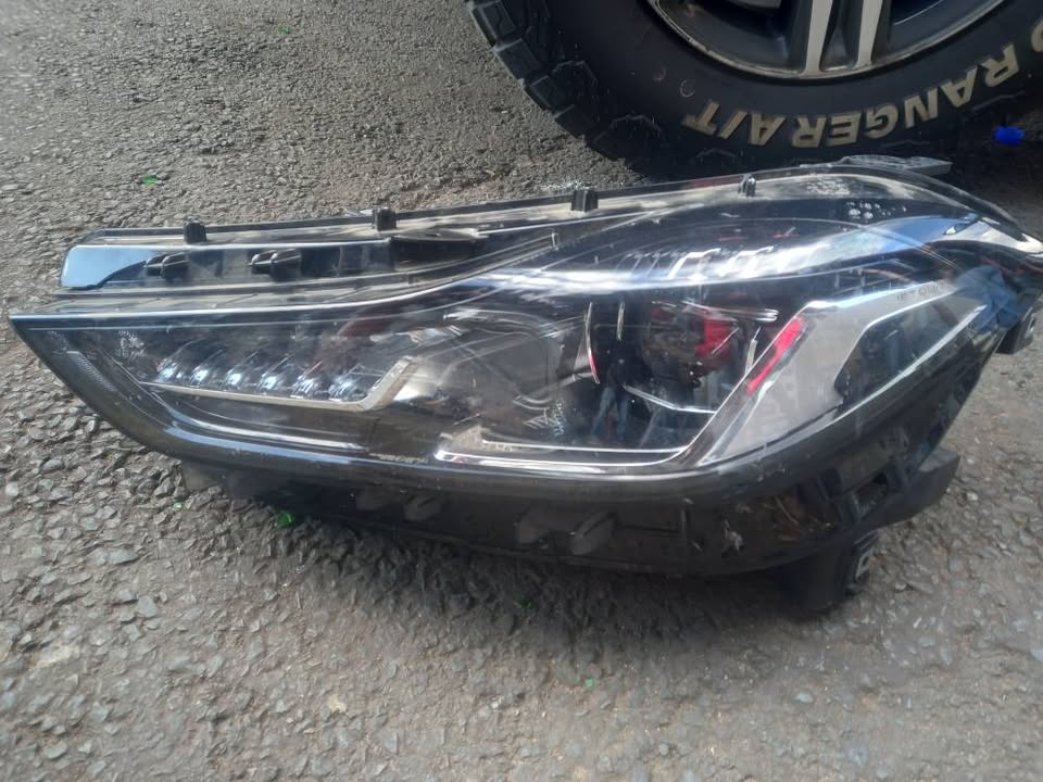 GWM HAVAL H7 LED HEADLIGHT LEFT HAND SIDE - Private Seller GWM HAVAL H7 LED HEADLIGHT LEFT HAND SIDE - Private Seller