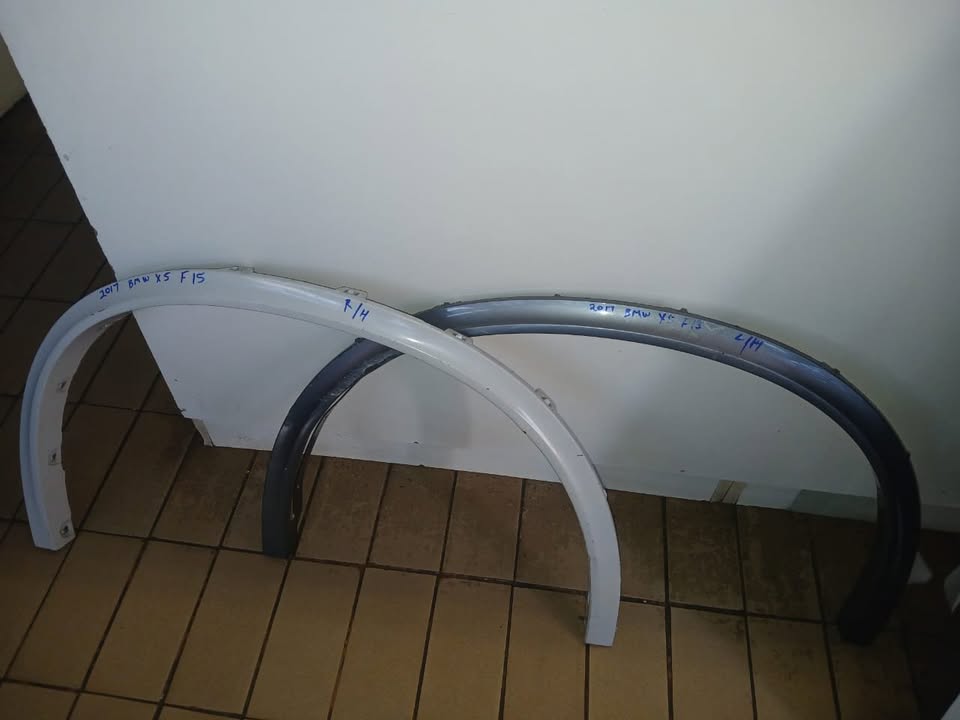 2017 BMW X5 F15 LEFT AND RIGHT WHEEL ARCHES FOR SALE - Private Seller 2017 BMW X5 F15 LEFT AND RIGHT WHEEL ARCHES FOR SALE - Private Seller