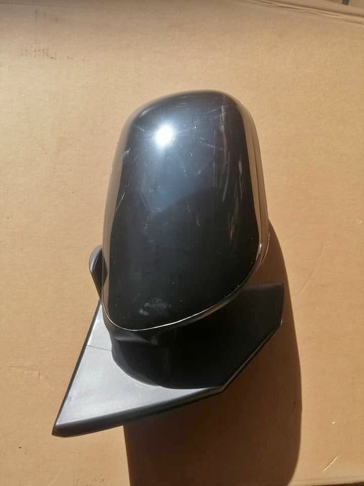Used Toyota RunX mirrors 2002-2007 manual for sale in Gauteng
